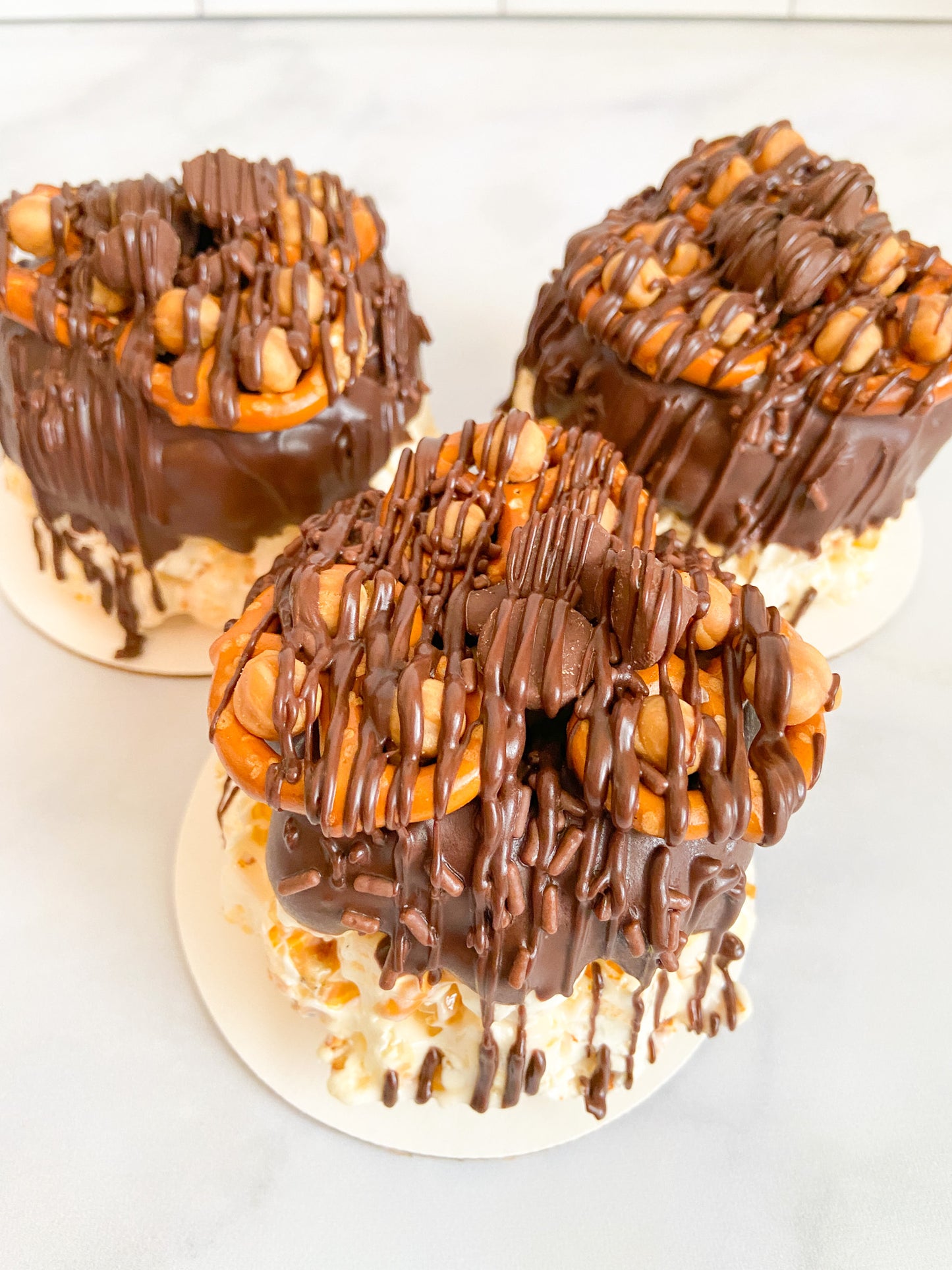 Caramel Lovers Mini Gourmet Popcorn Cake