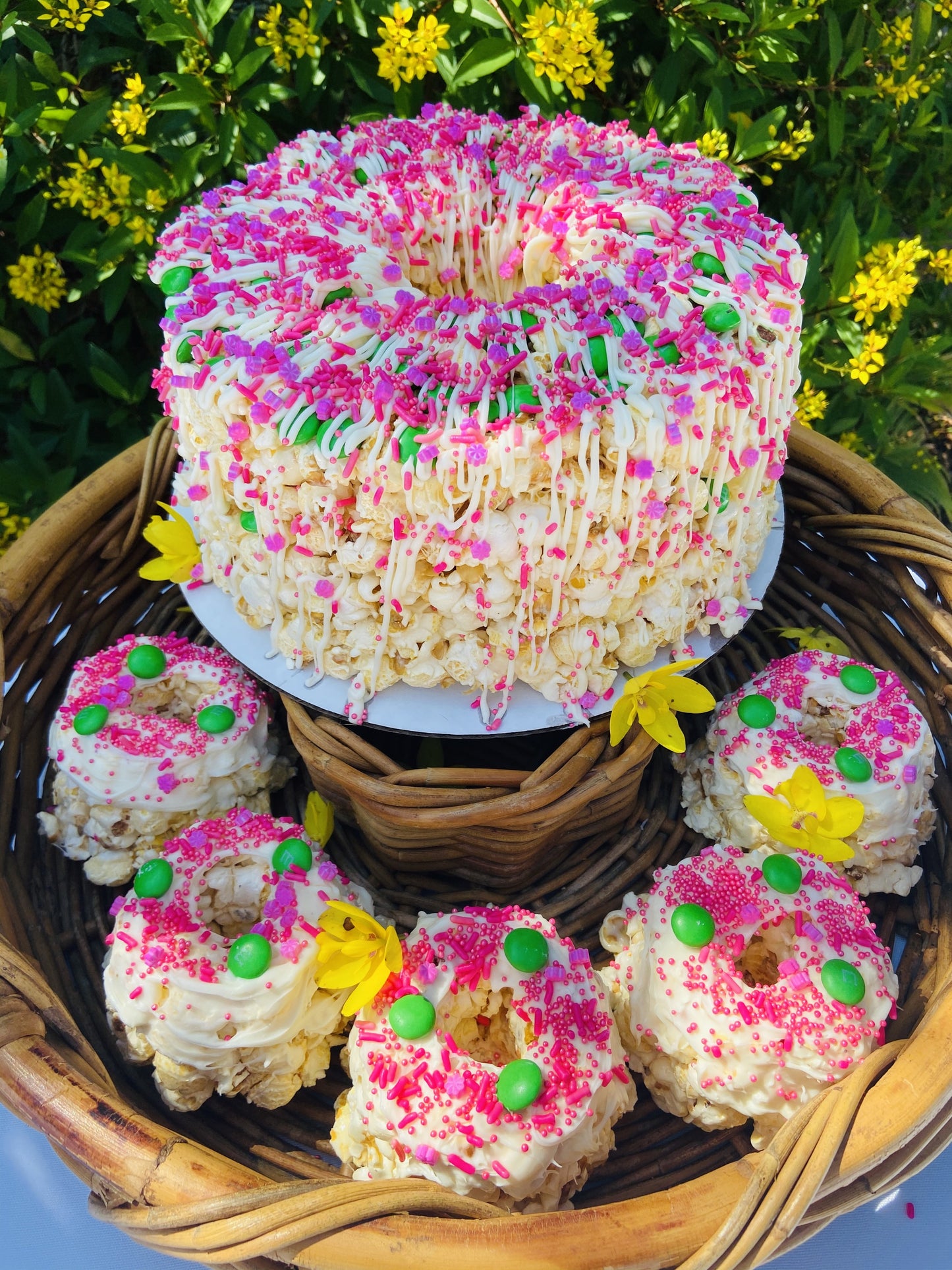 Customized Gourmet Popcorn Cake