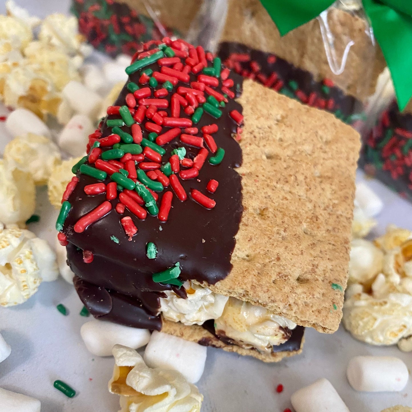 Gourmet Christmas Popcorn S'mores