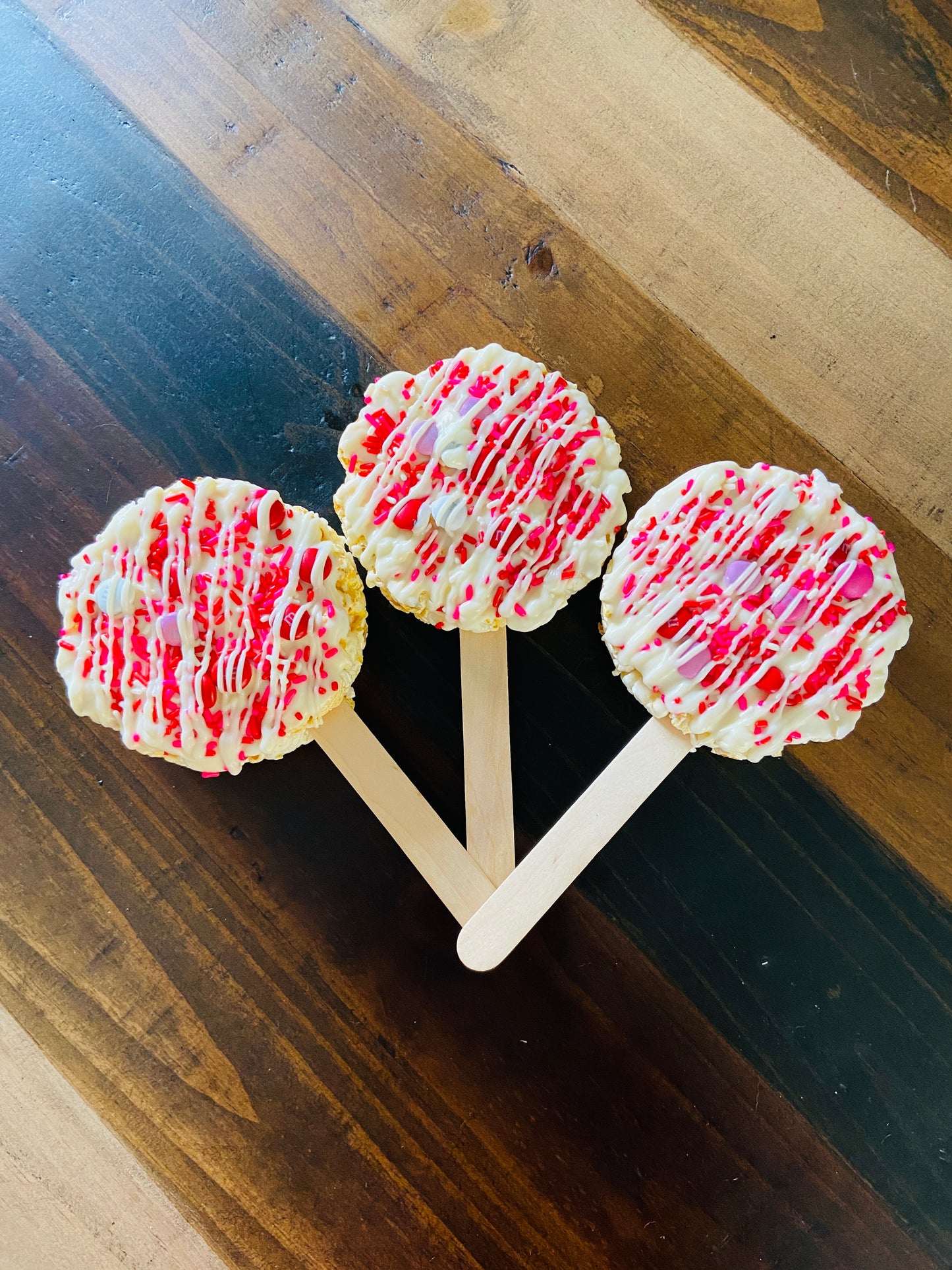 Love is Sweet Gourmet Popcorn Pops