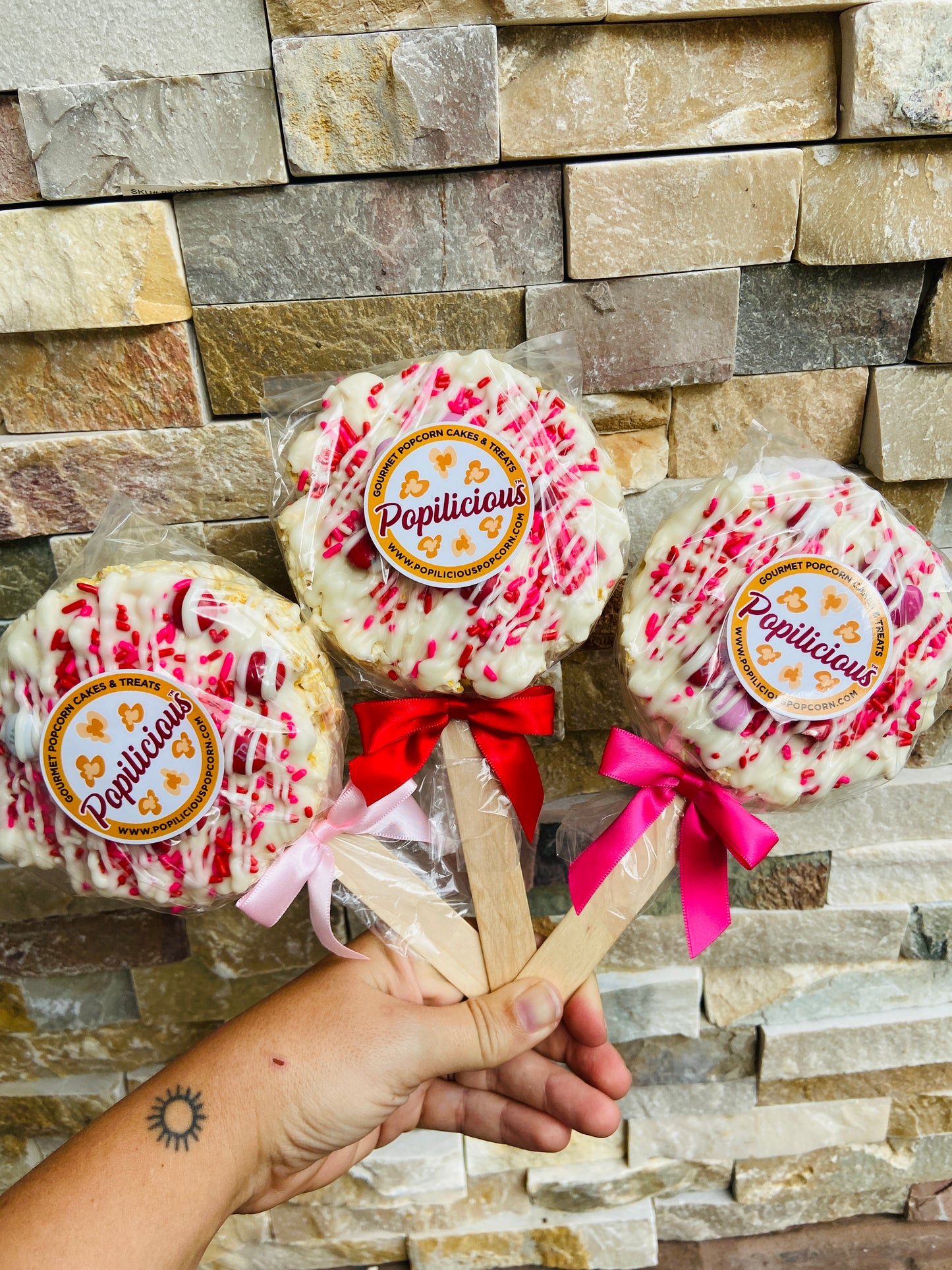 Love is Sweet Gourmet Popcorn Pops